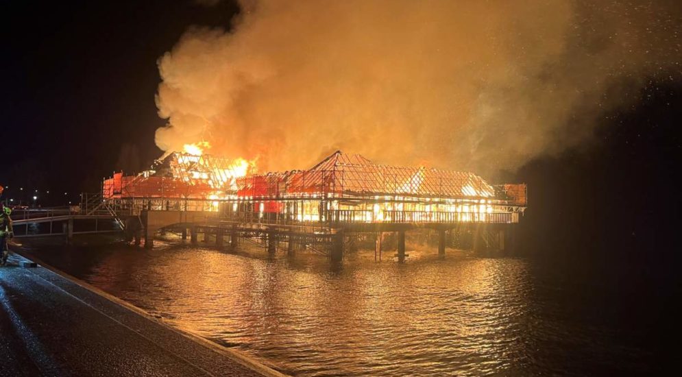 Rorschach SG: Mysteriöser Brand vernichtet Badhütte am Bodensee