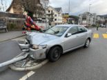 Verunfalltes, zerstörtes Auto