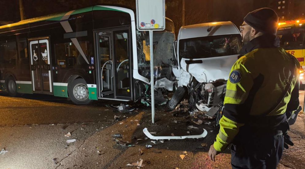 Basel-Stadt: Heftiger Unfall fordert vier Verletzte