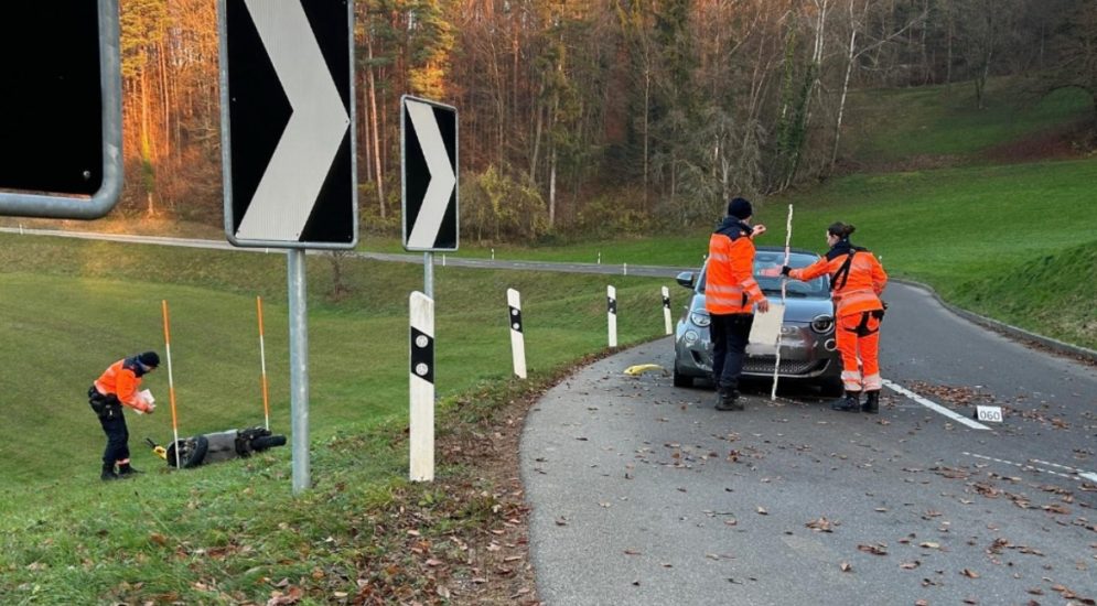 Unfall in Teufen ZH: 17-Jähriger mit Helikopter ins Spital geflogen