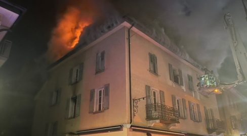 Visp VS: Feuer in Wohngebäude fordert Evakuierungen