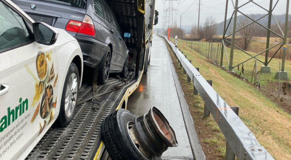 Bilten GL: Radverlust auf A3 sorgt für brenzlige Situation