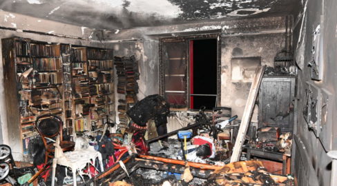 Zimmer mit Brandschäden