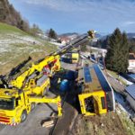 Grub AI: Postauto-Unfall schockiert – Verletzte und Chaos in Grub