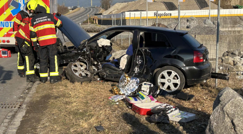 Unfall in Reichenburg SZ: Benknerstrasse über zwei Stunden gesperrt