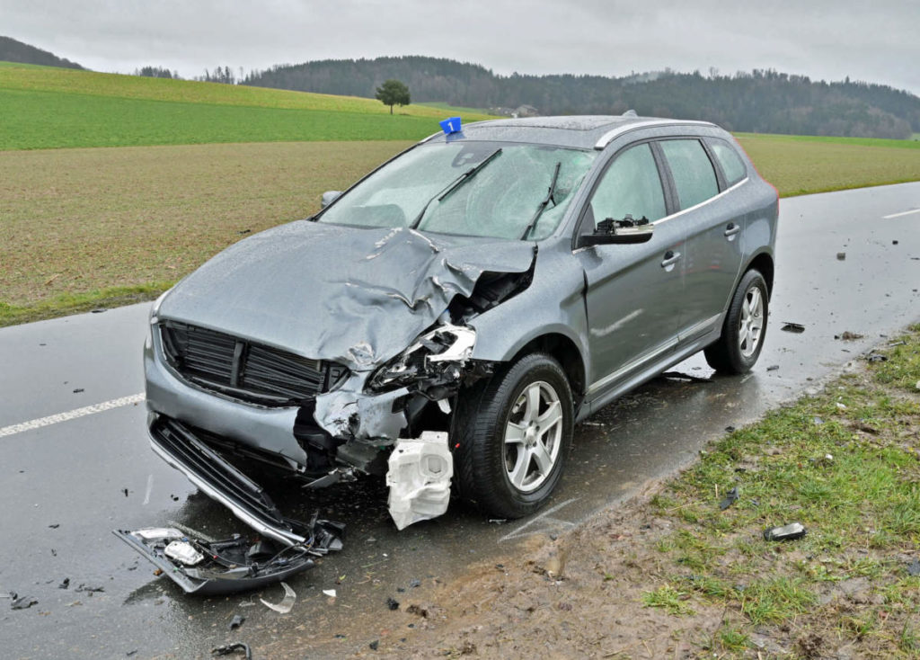 Altbüron LU: Motorradfahrer (18) nach Unfall in Lebensgefahr