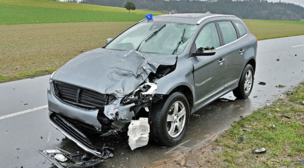 Altbüron LU: Motorradfahrer (18) nach Unfall in Lebensgefahr