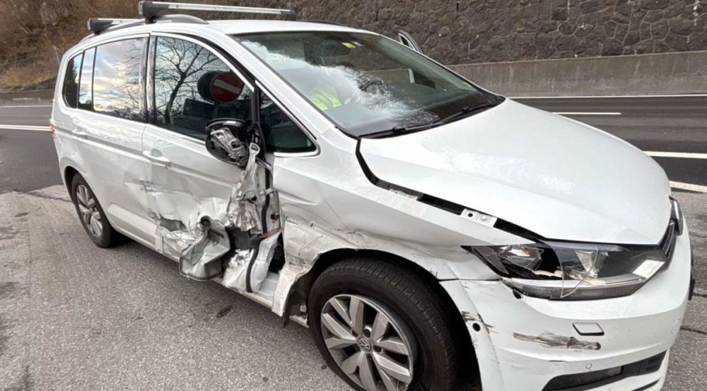 Obstalden GL: Unfall auf der A3 nahe Tunnel Glattwand