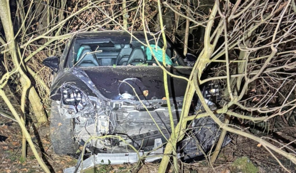 Wäldi TG: Porsche wegen Hirsch Ausweichmanöver nach Unfall demoliert