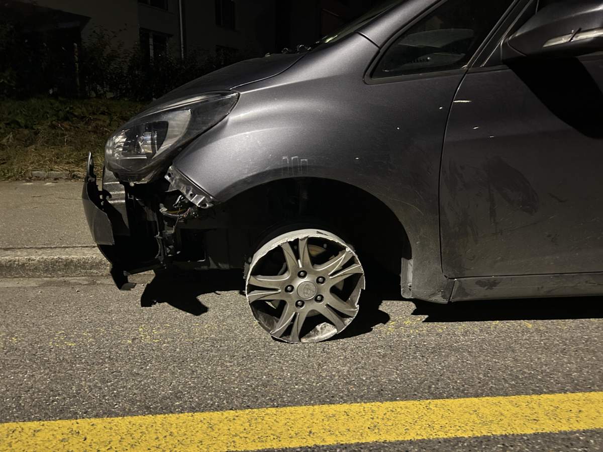 Stachen-TG-Fahrunf-hig-auf-Felgen-gefahren