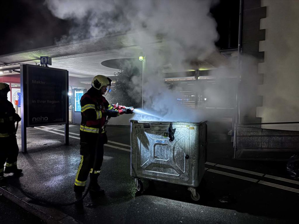 Cham: Zuger Polizei erhält Notruf wegen Brandstifter