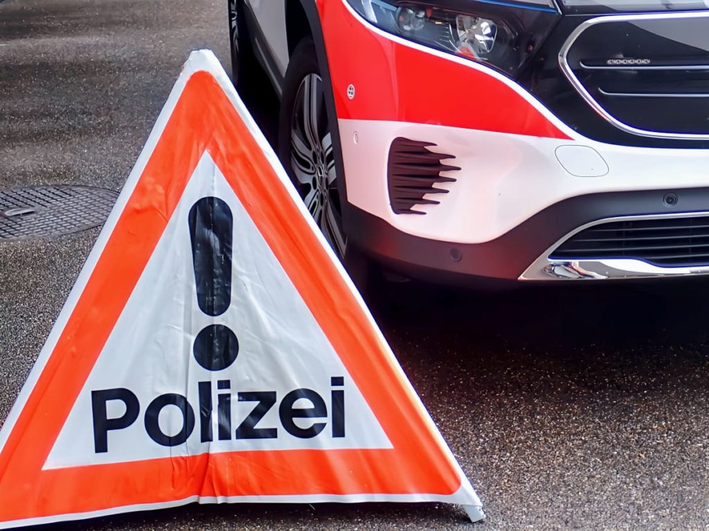 Unfall: A1 zwischen Mägenwil und Birrfeld gesperrt